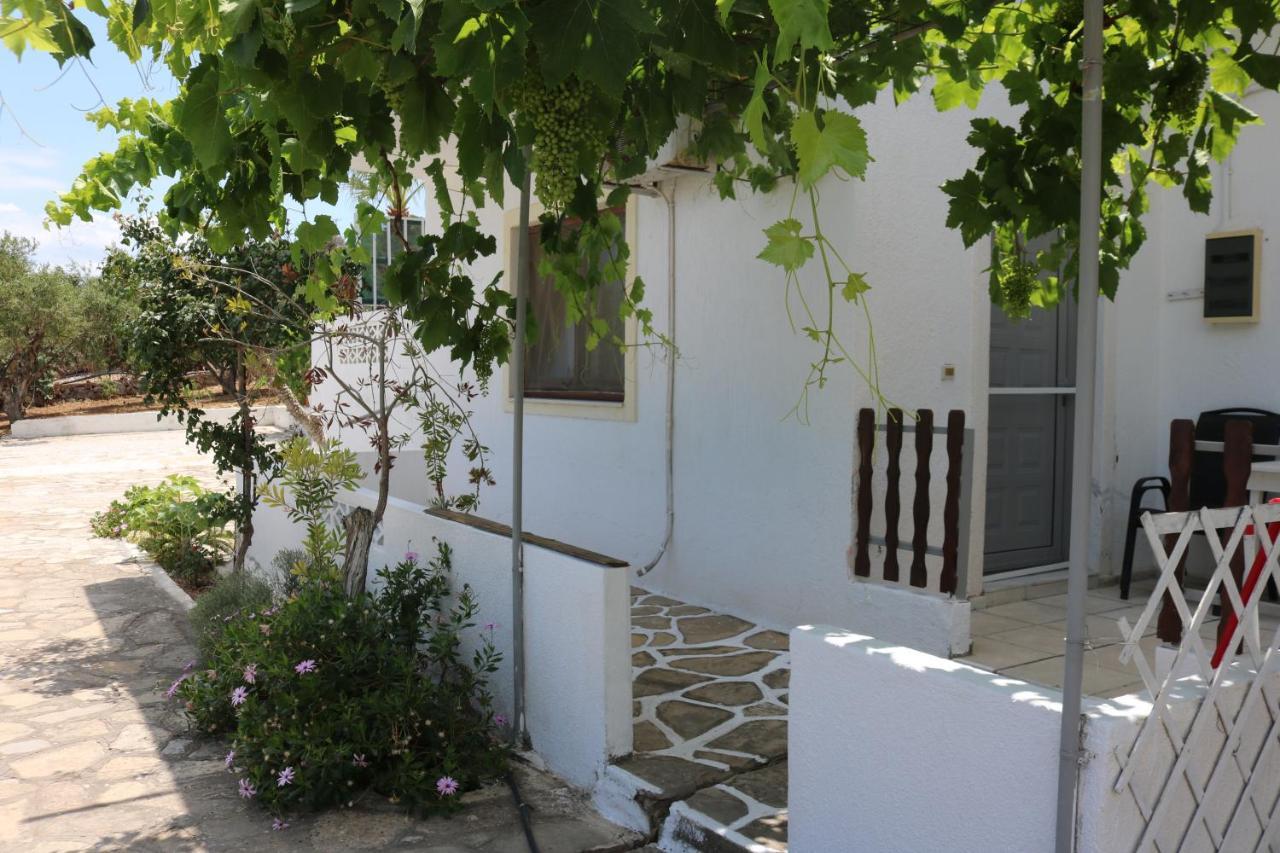 Kassandra Garden Istron
