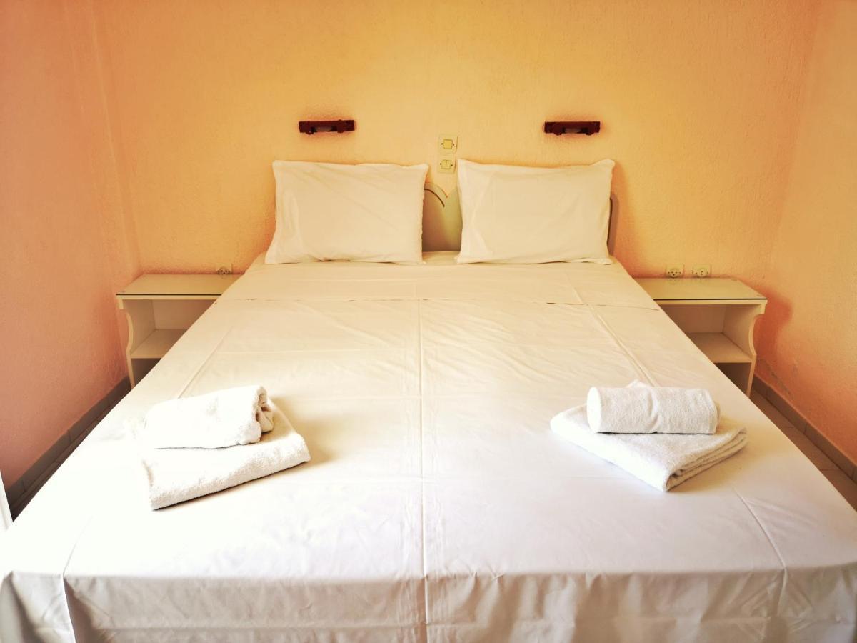 Kassandra Garden Apartment *