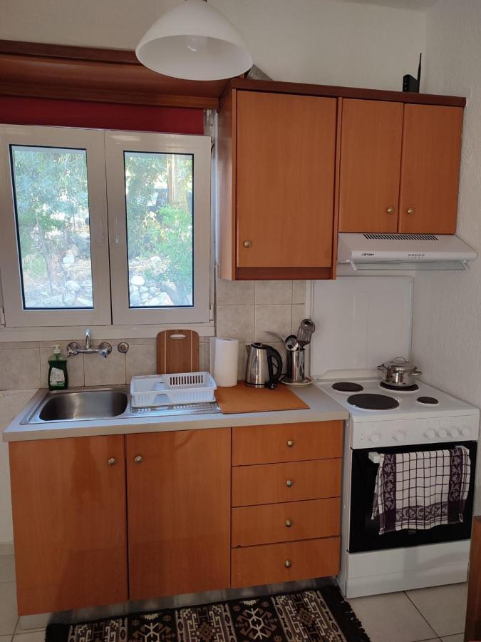 Kassandra Garden Apartment *